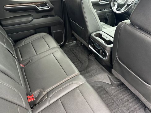Used 2022 GMC Sierra 1500 Elevation w/ Elevation Premium Package image 17