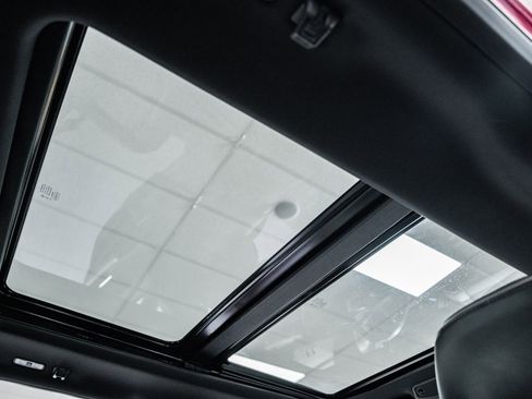 Used 2018 Ford F150 Platinum w/ Equipment Group 701A Luxury image 46