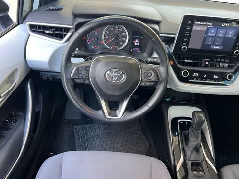 Used 2020 Toyota Corolla SE w/ SE Premium Package FWD image 16