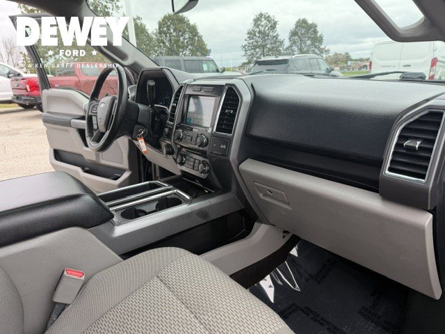 Used 2016 Ford F150 XLT w/ Equipment Group 302A Luxury AWD/4WD image 39