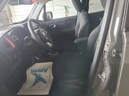 Used 2019 Jeep Renegade Sport AWD/4WD image 8