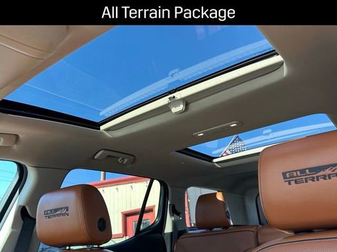 Used 2017 GMC Acadia SLT image 17