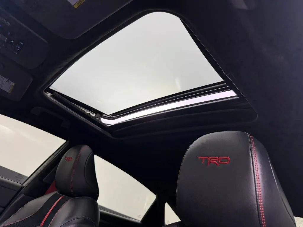 Used 2020 Toyota Avalon TRD FWD image 20