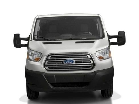 Used 2016 Ford Transit 250 130 Low Roof RWD image 4