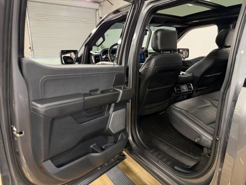 Used 2022 Ford F150 Lariat w/ Equipment Group 502A High AWD/4WD image 15