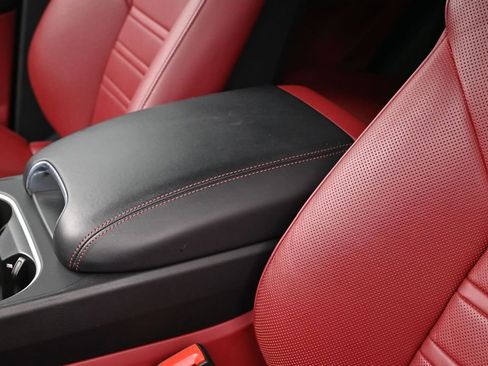 Certified 2023 Porsche Cayenne Coupe AWD/4WD image 21
