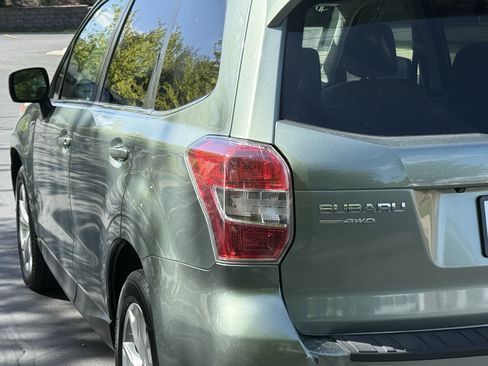 Used 2016 Subaru Forester 2.5i Limited AWD/4WD image 17