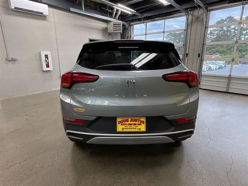 Used 2024 Buick Encore GX Preferred FWD image 4