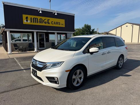 Used 2019 Honda Odyssey EX-L image 2