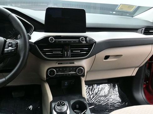 Used 2022 Ford Escape SE w/ Convenience Package image 15