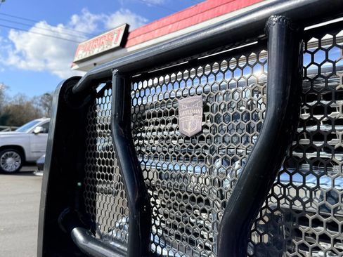 Used 2018 RAM 3500 Laramie w/ Convenience Group image 16