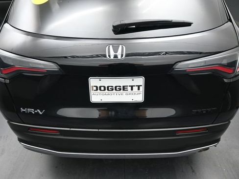 Used 2024 Honda HR-V Sport image 10