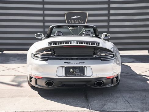 Used 2024 Porsche 911 Carrera GTS w/ Premium Package image 15