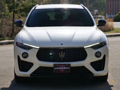 Used 2022 Maserati Levante Modena image 5