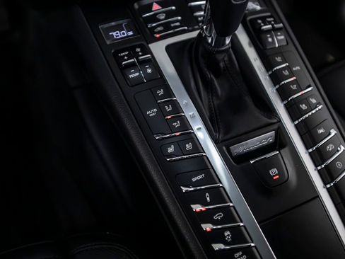 Used 2021 Porsche Macan GTS image 31