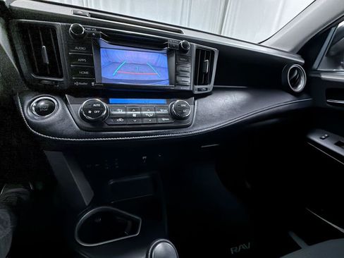 Used 2018 Toyota RAV4 XLE image 20