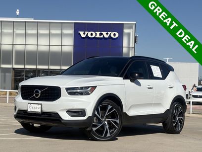Used 2020 Volvo XC40 T4 R-Design