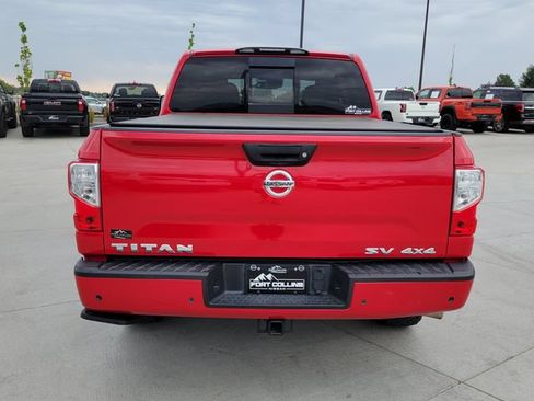 Used 2021 Nissan Titan SV w/ SV Convenience Package AWD/4WD image 4
