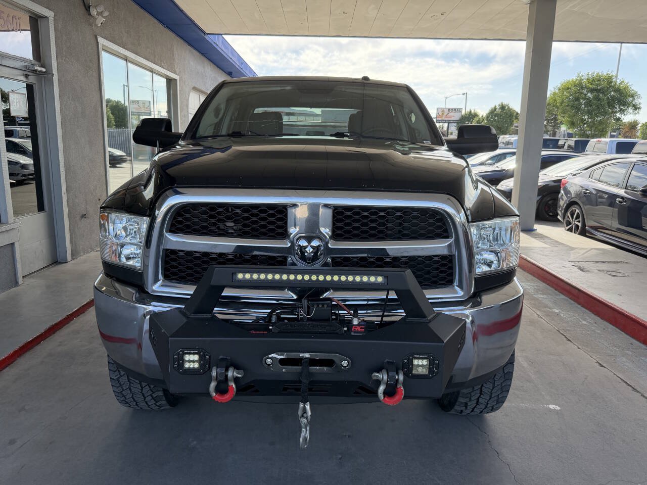 Used 2017 RAM 2500 Tradesman w/ Chrome Appearance Group AWD/4WD image 6