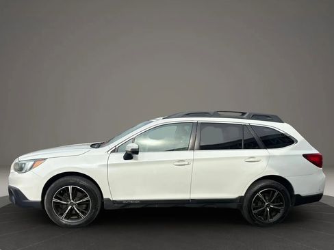Used 2015 Subaru Outback 3.6R Limited AWD/4WD image 2