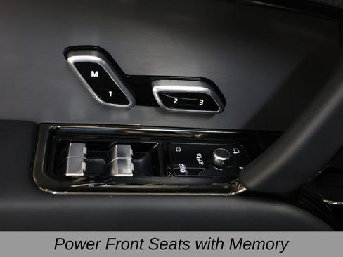 Used 2025 Land Rover Range Rover Sport Dynamic SE AWD/4WD image 34