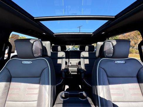 New 2025 GMC Yukon AT4 Ultimate image 41