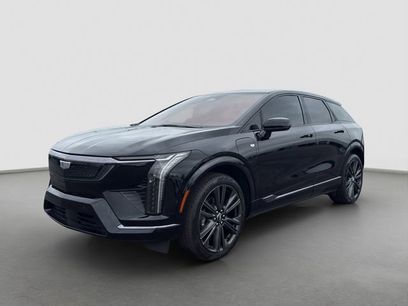 Used 2025 Cadillac Optiq Sport 2