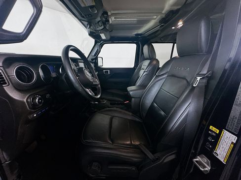 Used 2023 Jeep Wrangler Sahara w/ Cold Weather Group AWD/4WD image 13