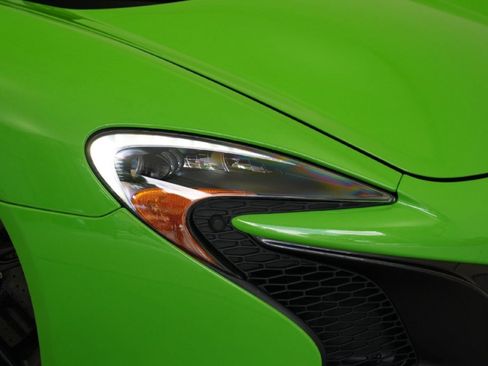 Used 2015 McLaren 650S Spider RWD image 3