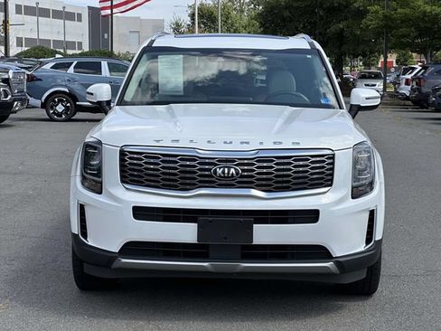 Used 2020 Kia Telluride EX w/ EX Premium Package FWD image 6
