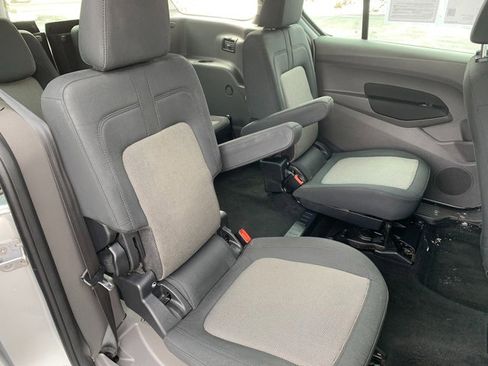 Used 2019 Ford Transit Connect XL image 15