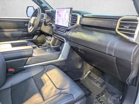 Used 2025 Toyota Sequoia Platinum image 21