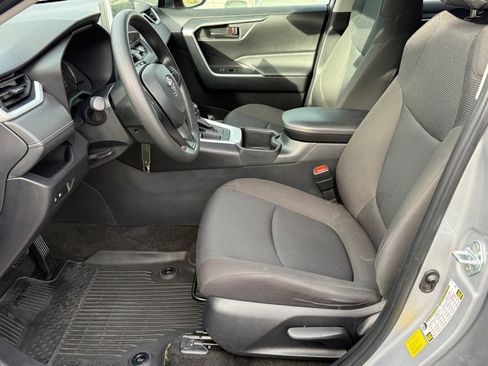 Certified 2023 Toyota RAV4 LE image 19