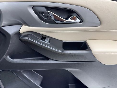 Used 2023 Chevrolet Traverse LS w/ Midnight/Sport Edition image 49