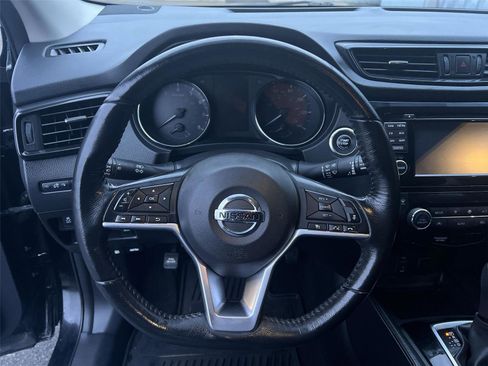 Used 2018 Nissan Rogue Sport SL image 14