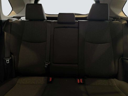 Used 2024 Toyota RAV4 XLE AWD/4WD image 27