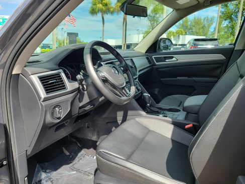 Used 2019 Volkswagen Atlas SE w/ Towing Package FWD image 9