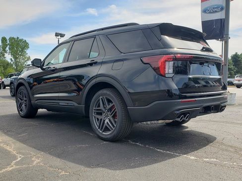 New 2026 Ford Explorer ST AWD/4WD image 6