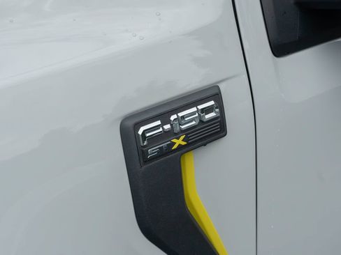 Used 2024 Ford F150 STX AWD/4WD image 3