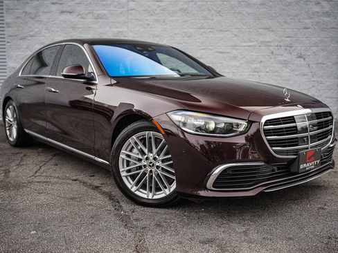 Used 2022 Mercedes-Benz S 580 S 580 w/ 3D Technology Package image 9