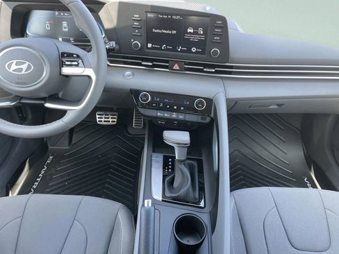 New 2026 Hyundai Elantra Sport image 17