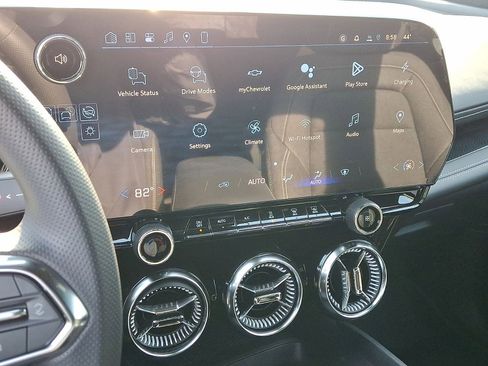 New 2026 Chevrolet Blazer EV LT image 16