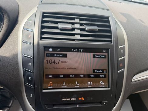 Used 2017 Lincoln MKC Premiere AWD/4WD image 24