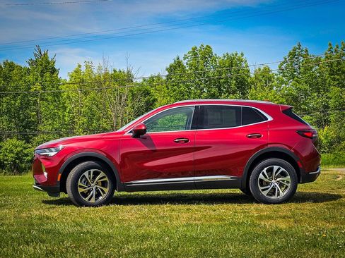 Used 2023 Buick Envision Essence AWD/4WD image 7