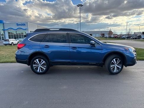 Used 2019 Subaru Outback 3.6R Limited w/ Popular Package #2 image 2
