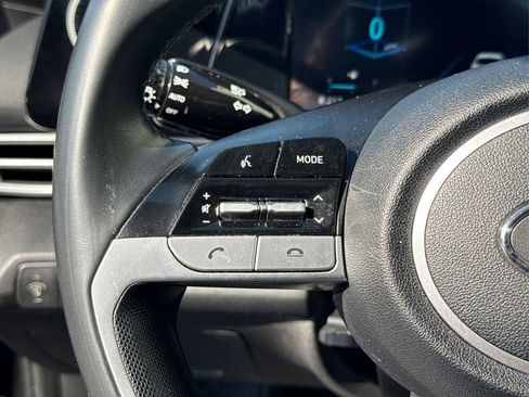 Used 2021 Hyundai Elantra SEL w/ Convenience + Premium Package image 24