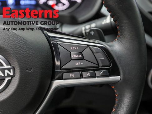 Used 2023 Nissan Altima 2.5 SR w/ SR Premium Package FWD image 16