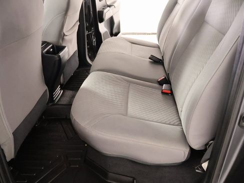 Used 2021 Toyota Tacoma SR w/ SR Convenience Package image 11