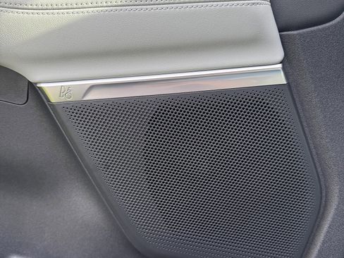 New 2025 Ford Expedition Platinum w/ Driver's Package image 16