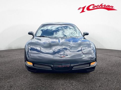 Used 2000 Chevrolet Corvette Coupe w/ Memory Pkg RWD image 11